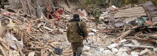 Армения и Азербайджан не прекращают бои в Карабахе, Путин готовится вмешаться в конфликт