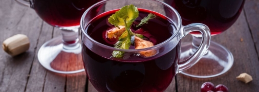 Этот напиток прекрасно согревает и создает уют (изображение создано с помощью ИИ)