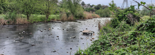 Ця речовина навіть витримує каміння на собі