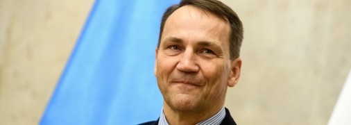 Сікорський анонсував нову допомогу Україні