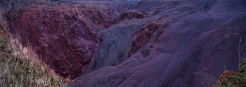 Величезні провали під шахтами