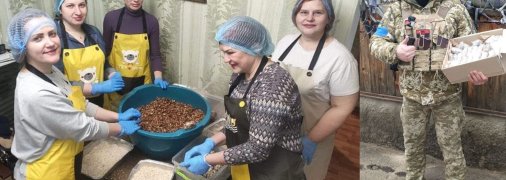 За день команда робить 800 батончиків, які відправляє захисникам