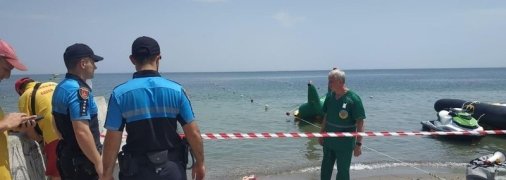 Еще полчаса до ЧП была живой: на популярном пляже в Одессе загадочно погибла женщина (фото 18+)