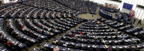 Европарламент грозит Украине "откатом" за неудачи с КСУ и олигархами