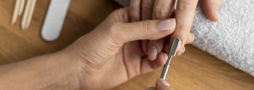 Модний манікюр у матових та яскравих осінніх кольорах