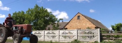 Отец плачет и криком кричит: выяснились новые подробности трагедии с новорожденным на Житомирщине