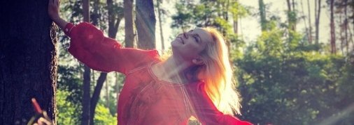 Лилия Ребрик поделилась теплым семейным фото с родителями и сестрой