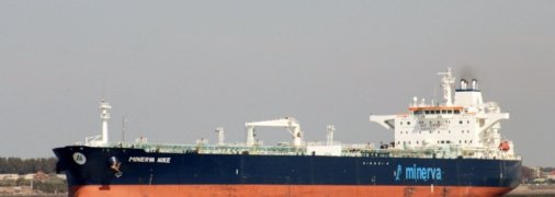 В Суэцком канале произошло новое ЧП, движение судов пришлось остановить: подробности и карта