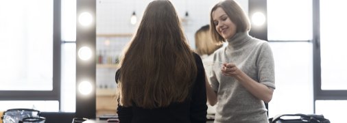 Стрижка та завивка за місячним календарем дає відмінний результат