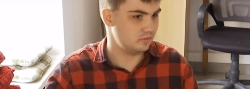 Костя Краснов допомагає армії