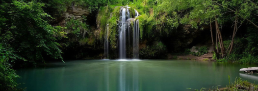 Водоспад Бурбун вражає своєю екзотичною красою