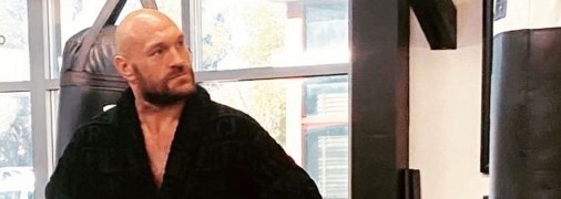 Фьюри анонсировал "отличные новости"