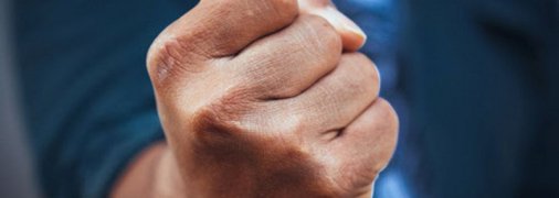 І нехай всі авто зачекають: на трасі в Полтавській області сталася ефектна бійка водіїв (відео)