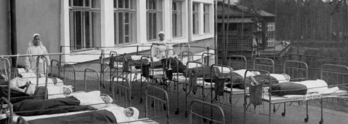 Дітей кутали в теплі ковдри, щоб залишалося одне обличчя