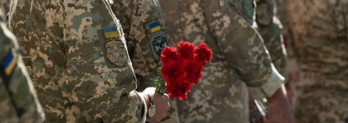 На Сумщине оплакивают молодого солдата, с которым случилась трагедия