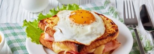 Сэндвич с яйцом - быстрый и полезный завтрак