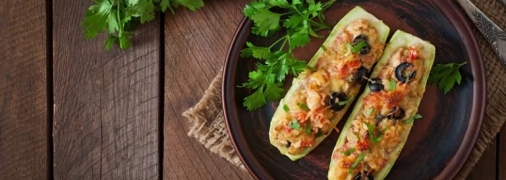Лодочки из фаршированных кабачков