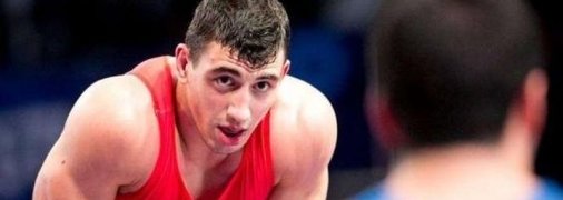 Борец Новиков признан лучшим спортсменом февраля в Украине