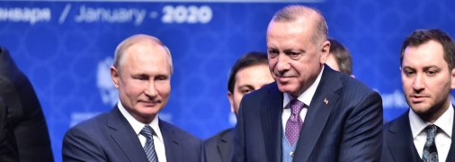 Реджеп Эрдоган (справа) и Владимир Путин на церемонии открытия газопровода «Турецкий поток» 8 января 2020 года в Стамбуле