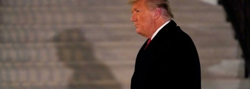 Карьера Трампа подошла к концу: грозит ли президенту США импичмент?