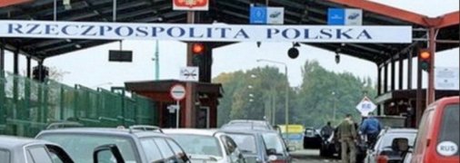 Польша открывает автомобильные пункты пропуска с Украиной: подробности
