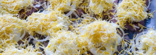 Мясо получается сочным и нежным