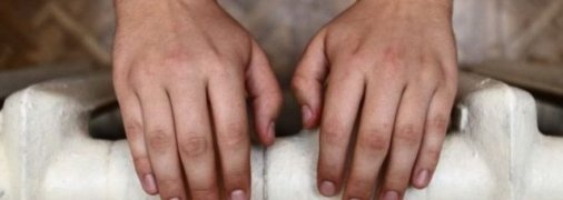 Куди звертатися, коли в квартирі дуже холодно/жарко?