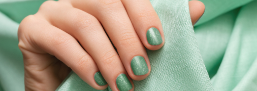 Зелений колір – хіт нейл-трендів