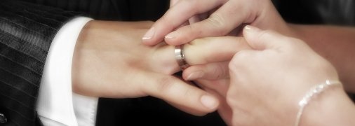 Ким є насправді дружини відомих українців