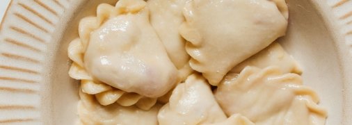 Багато людей просто обожнюють вареники