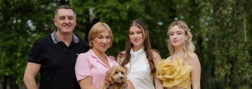 Дядя Жора с женой и детьми