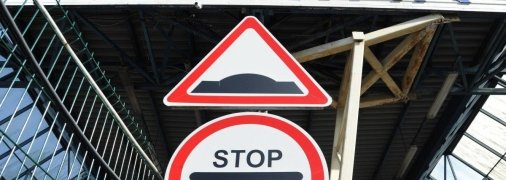 Пересечение украинской границы в условиях действия военного положения ограничено