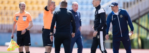 Ротаня удалили с тренерской скамейки "Александрии"