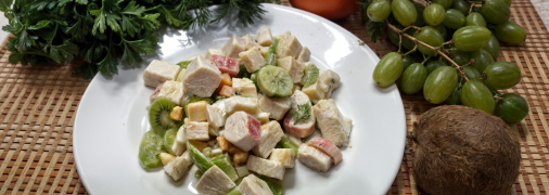 Апетитний салат з виноградом