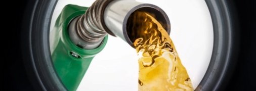 "Зачем пугать страну пустыми АЗС?" или что происходит с ценами на бензин