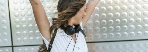 Про захист навушників варто подбати одразу після купівлі