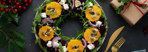 Салат с рукколой, апельсинами и сыром