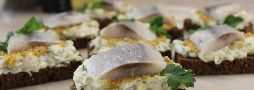 Бутерброди з оселедцем