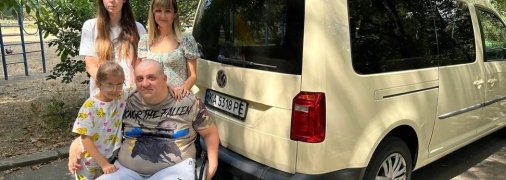 Андрей Михов с семьей сейчас живет в Николаеве