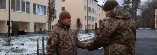 Перший зліва - Олег Іващенко