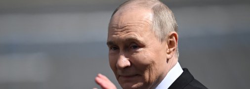 Все равно "русские". Путин в речи на параде отметился очередным абсурдом (видео)