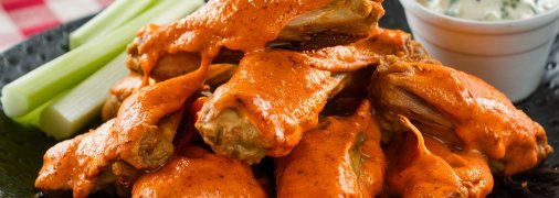 Ці крильця стануть вашою улюбленою закускою (зображення створено за допомогою ШІ)