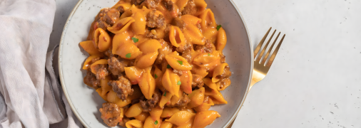 Макарони з куркою у вершково-томатному соусі