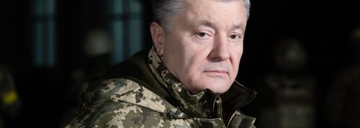 Порошенко своими заявлениями о том, что с украинскими властями не нужно договариваться, подыгрывает Путину, — эксперт Олещук