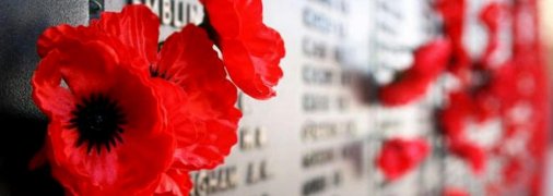 Символ дати - червоний мак