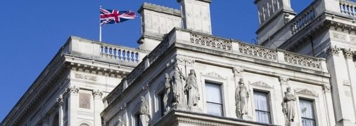 Великобритания вновь обратила свой взор на Крым