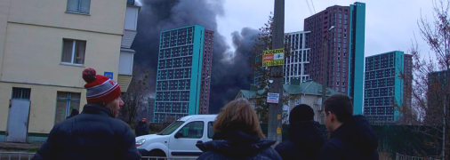 Киянам радять не виходити на вулицю