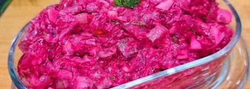 Необычная закуска из свеклы, чеснока и сметаны