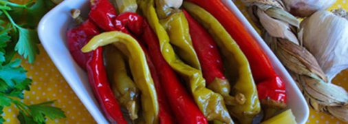 Маринований перець чилі: 3 гостро-смачних рецепта