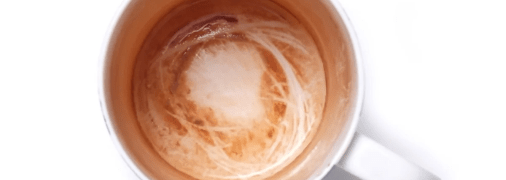 Чайный налет на чашке